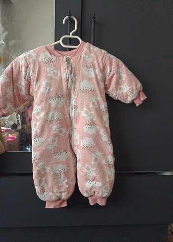 Pembe Baskılı Örgü Bebek Tulum - Görsel 4