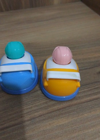 Renkli Oyuncak Yarış Arabaları Seti - Görsel 4