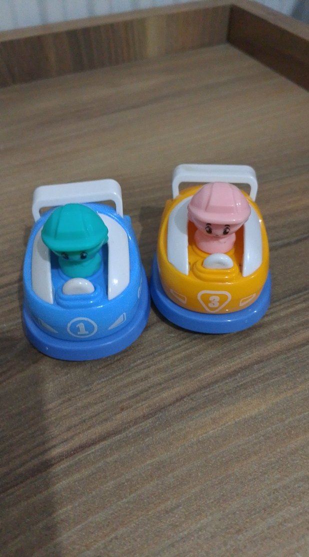 Renkli Oyuncak Yarış Arabaları Seti - Görsel 3