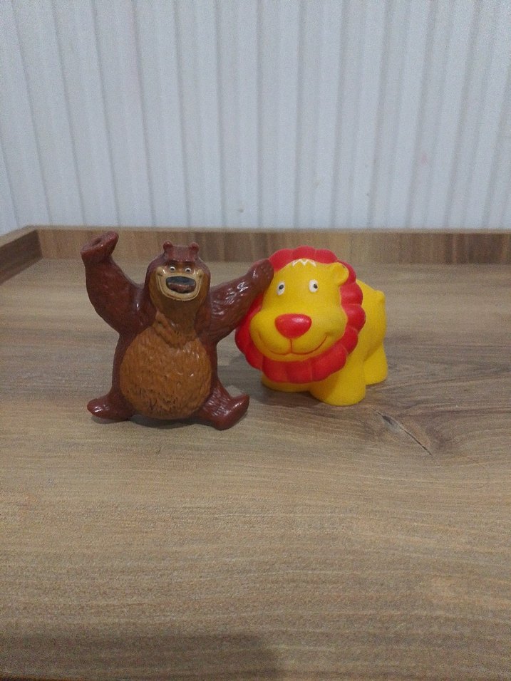 Renkli Ayı ve Aslan Figürleri - Görsel 3