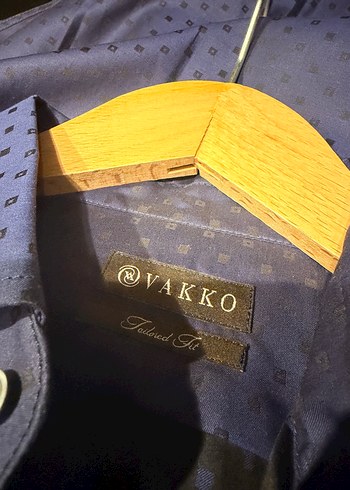 Vakko Gomlek