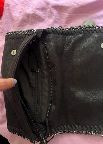 Beden siyah Renk Zincir Detaylı Siyah Süet Kadın Çanta