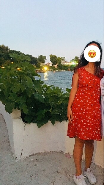 m Beden kırmızı Renk ÇİÇEK DESENLİ ELBİSE