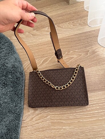 Michael Kors bel cantasi