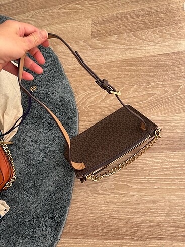 Beden Michael Kors bel cantasi