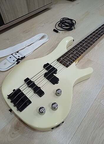Bas gitar sıfır ayarında