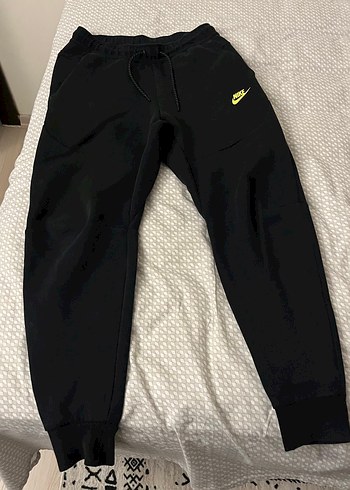Nike Siyah Tech S23