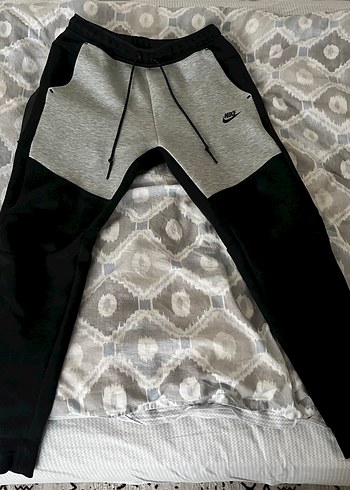 Nike Gri Siyah Tech