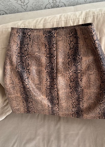 Zara Drapeli Yılan Desenli Midi Mini Etek