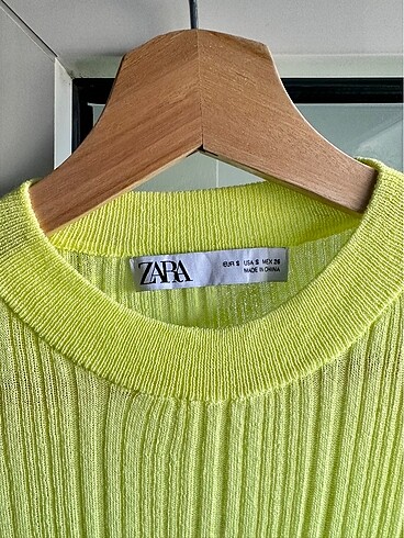 Zara Zara yarı transparan crop üst