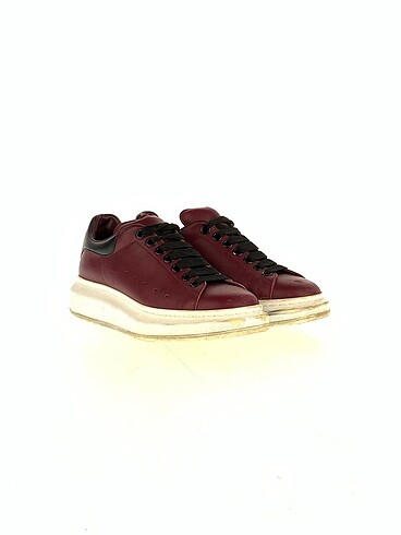 Alexander McQueen Alexander McQueen Spor Ayakkabı %70 İndirimli.