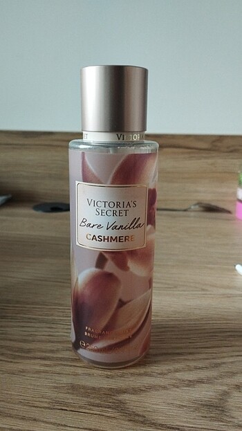 Victoria's Secret Vücut Spreyi