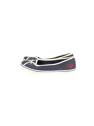 Fred Perry Babet %70 İndirimli.