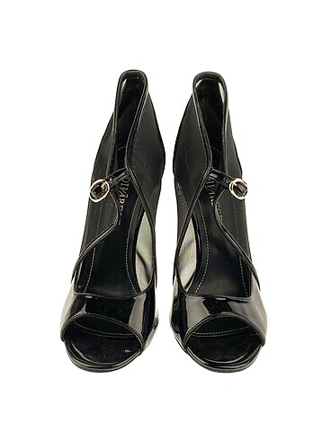 38 Beden Divarese Stiletto %70 İndirimli.