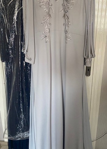 Gri Nakışlı Uzun Abiye Elbise - Görsel 2