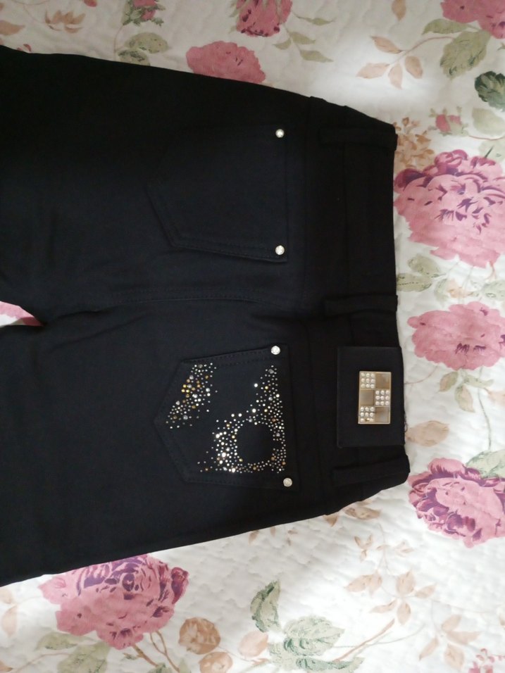 Siyah likralı pantolon - Görsel 2