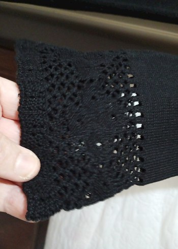 Siyah triko elbise kol uçları ve etek uçları dantel örgüsü - Görsel 2