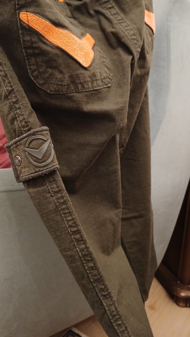 Yeşil pantolon - Görsel 3