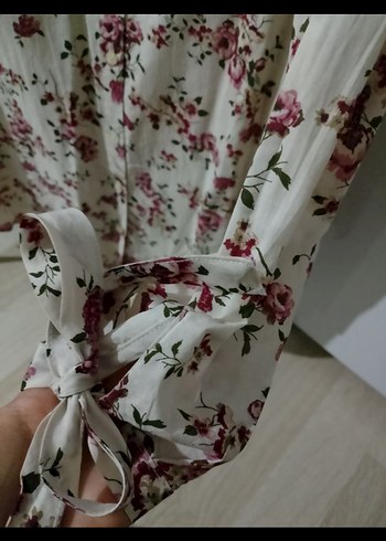 Pembe Çiçek Desenli Kısa Kollu Gömlek - Görsel 2