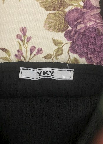 Diğer Siyah Pilili Askılı Kadın Atlet