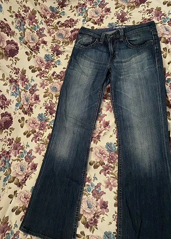 Kadın Koyu Mavi Kuşaklı Bol Kesim Denim Pantolon