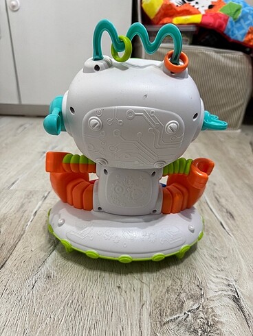 Beden Baby clementoni robot