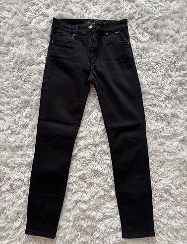 Mavi Marka Siyah Skinny Jean 23 Beden