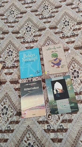 Beden Renk Şiir hikayeleri