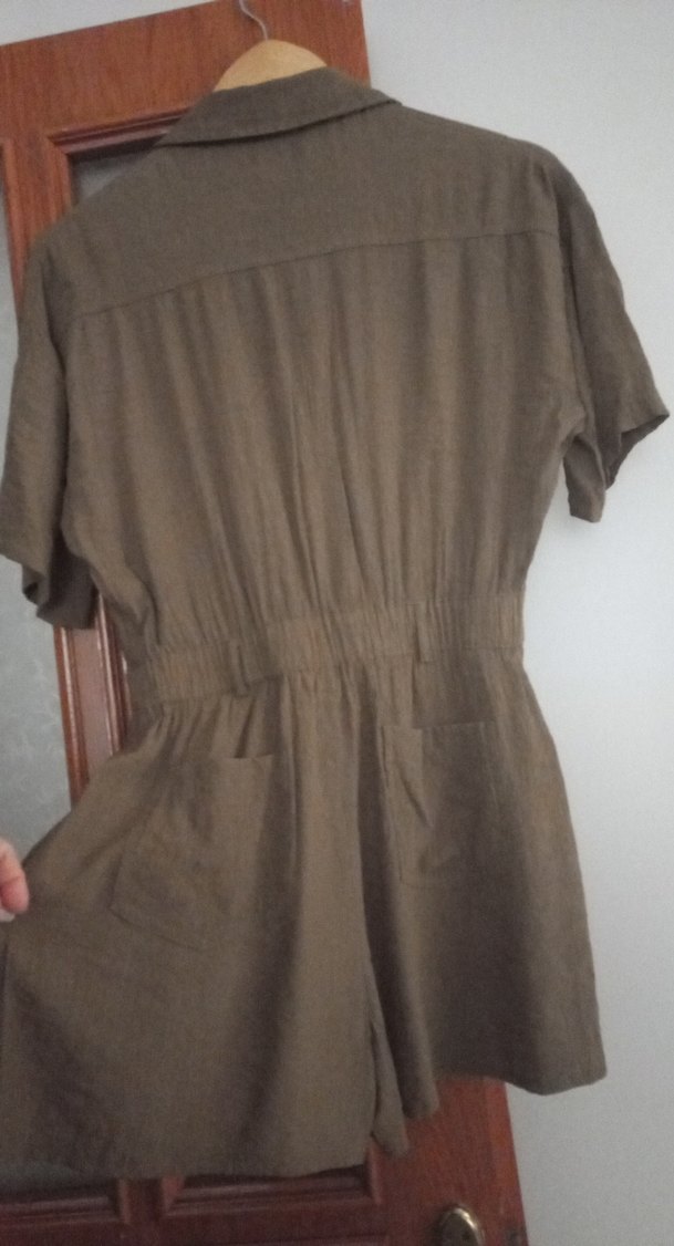 Düğmeli Kısa Kollu Kadın Keten Tulum - Görsel 4