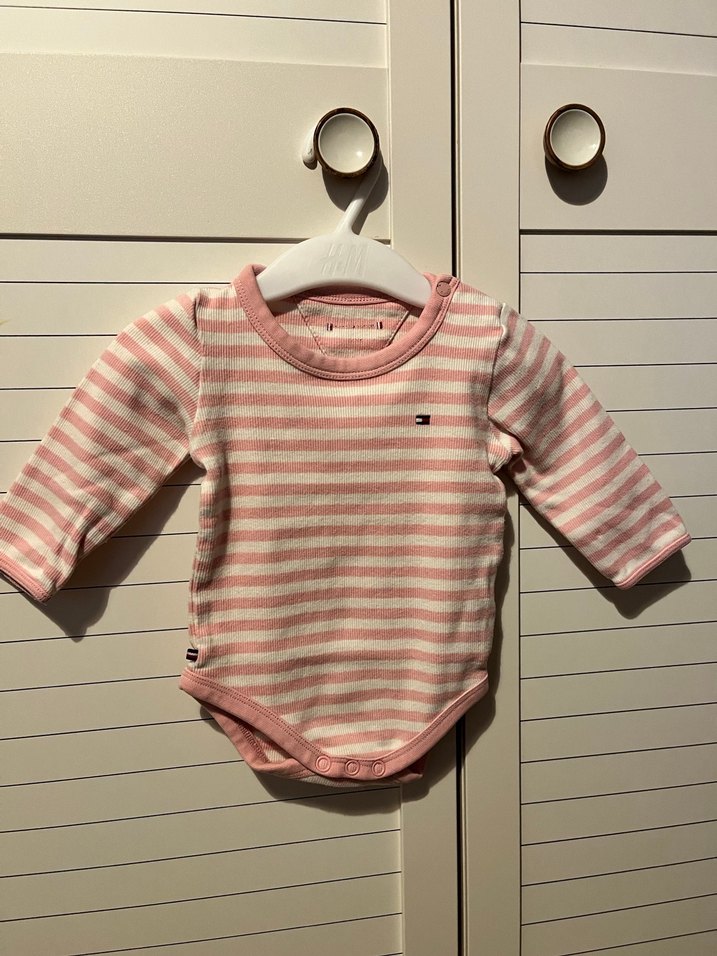 Uzun Kollu Pembe Çizgili Bebek Body - Görsel 2