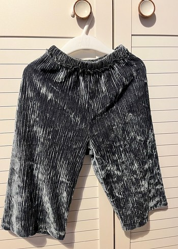 Uzun Kollu yeşil Fırfırlı Kız Elbisesi - Görsel 3