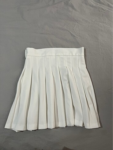 Bershka Mini pileli etek