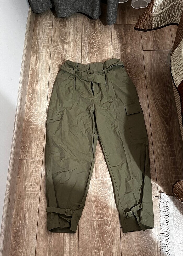 Zara Kemerli Kargo Pantolon - Görsel 2