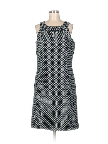 Ann Taylor Kısa Elbise %70 İndirimli.