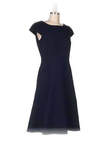 Anne Klein Anne Klein Kısa Elbise %70 İndirimli.