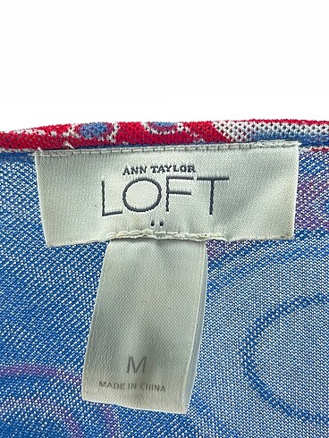 m Beden çeşitli Renk Ann Taylor Bluz %70 İndirimli.