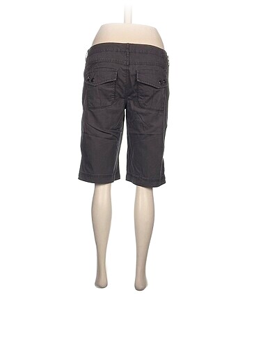 38 Beden Esprit Bermuda / Kapri %70 İndirimli.