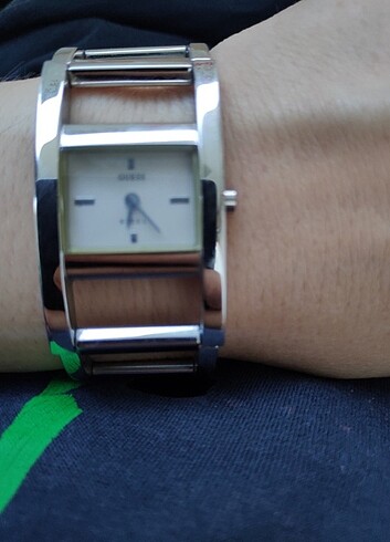 Guess Guess saat