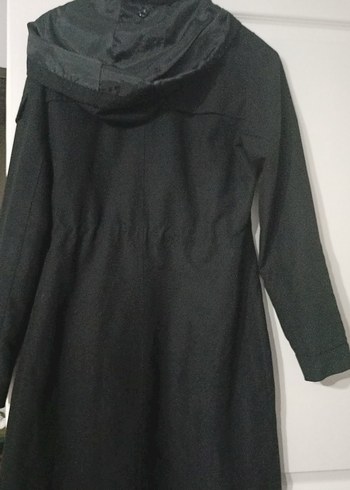 Düğmeli Siyah Uzun Kadın yagmurluk - Görsel 4