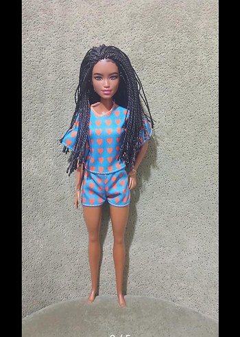 Barbie Barbie Mavi Kalp Desenli Bebek