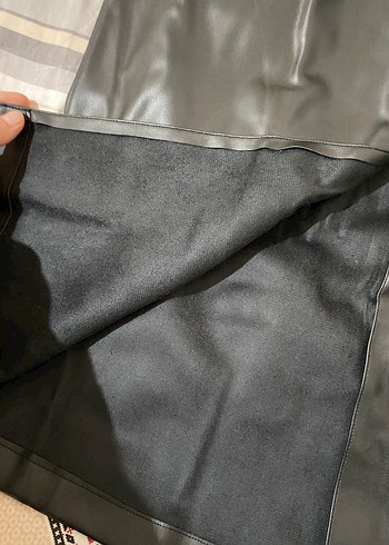 Drapeli Siyah Deri Uzun Etek - Görsel 3