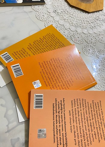 İlkokul Kitapları Seti - Çalınan taç Küçük lord , Doktor oxunden - Görsel 5