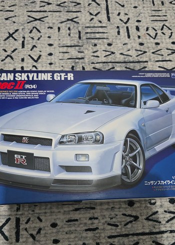 Sıfır Kapalı kutu maket araba 1/24
