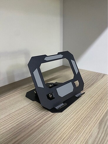 METAL TABLET STANDI