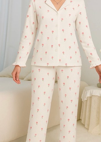 Gül desenli kadın pijama takımı - Görsel 3