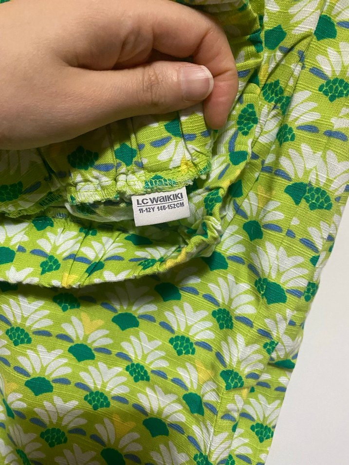 Yeşil çiçek desenli kız çocuk Kumaş Pantolon - Görsel 2