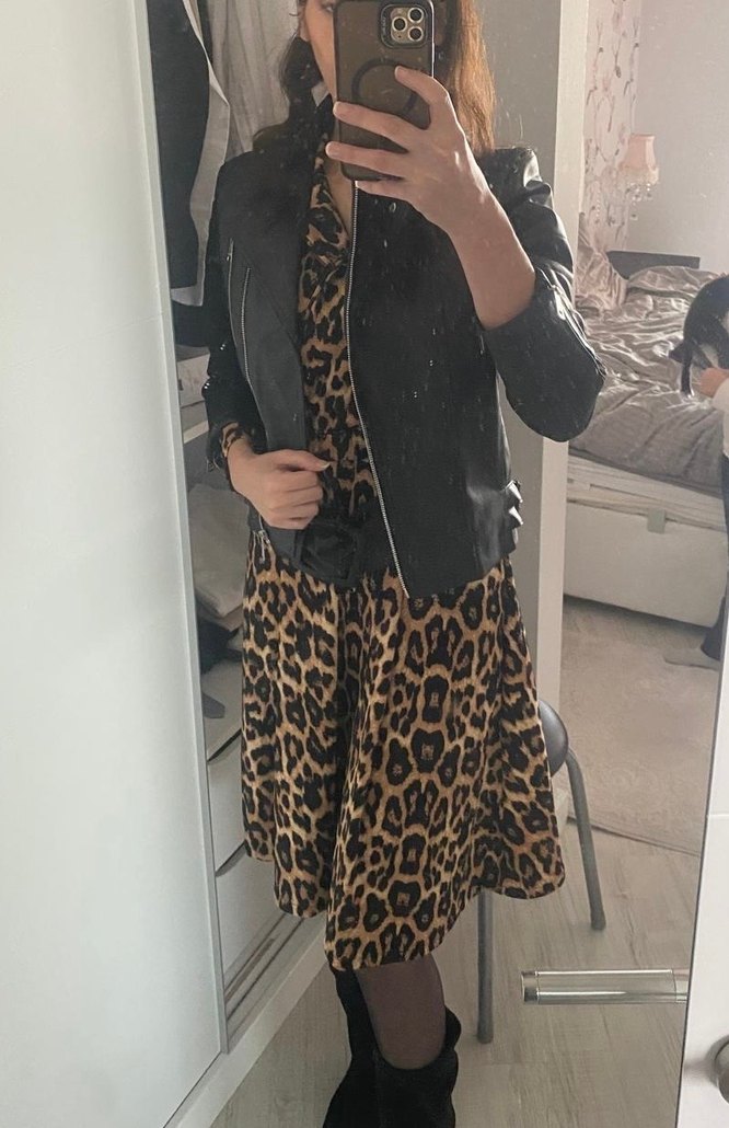 Leopar Desenli Uzun Kollu V yaka kemerli Kadın Elbise - Görsel 4