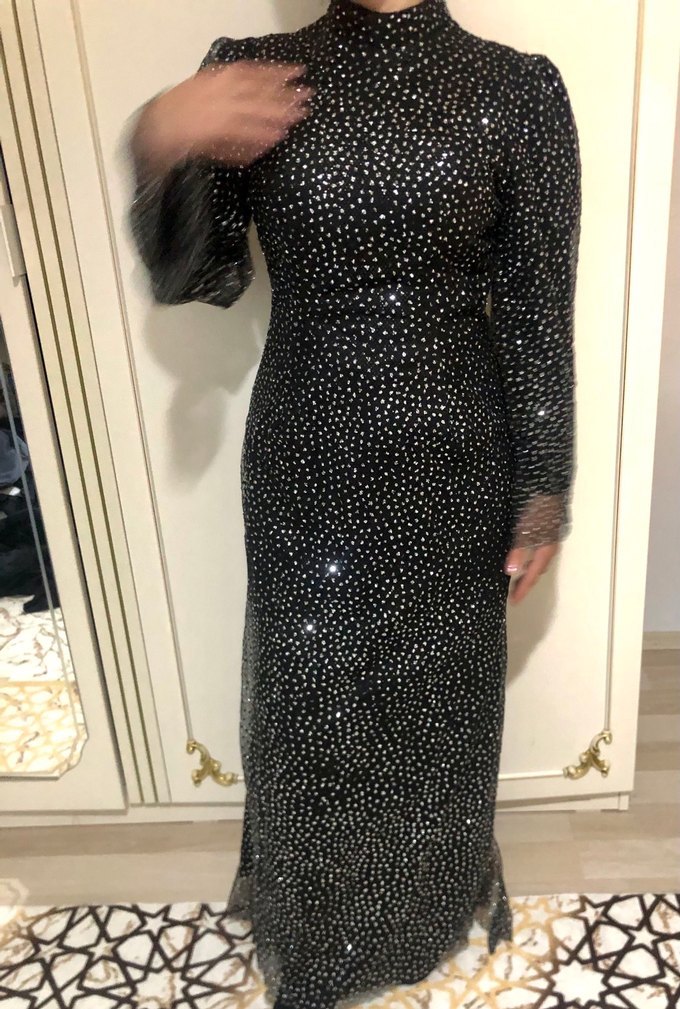 Siyah Puantiyeli Uzun Kollu Payetli Elbise - Görsel 2