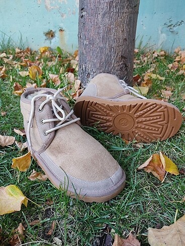 37 Beden Ugg vizon bağcıklı