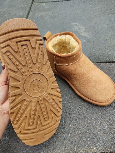 38 Beden Ugg mini taba
